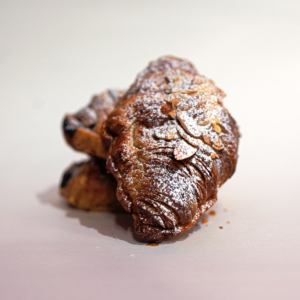 RHUM & ALMOND